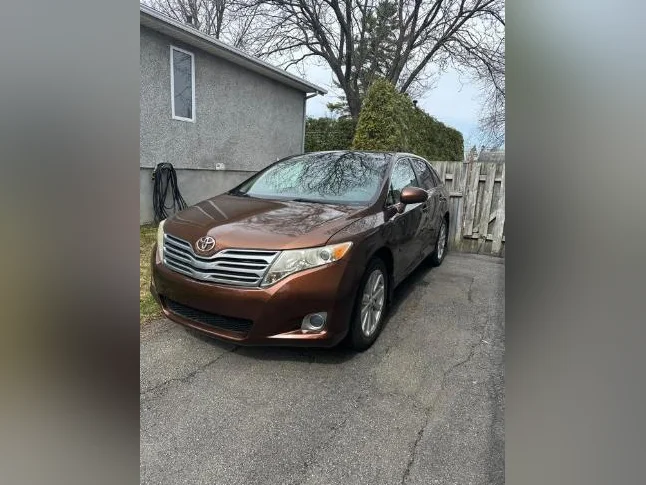 Toyota Venza thumbnail 2