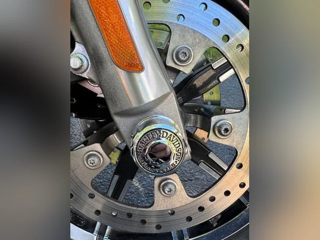 Harley-Davidson FLHTK thumbnail 9