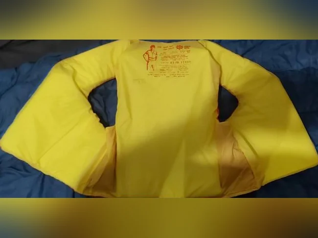 Veste de flottaison thumbnail 2
