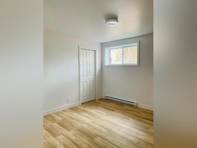 🏡 À louer – Bas de duplex à Saint-Donat 🌲 thumbnail 7