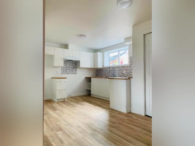 🏡 À louer – Bas de duplex à Saint-Donat 🌲 thumbnail 2