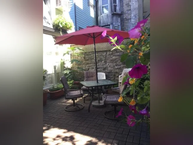 Petit Coin de Paradis