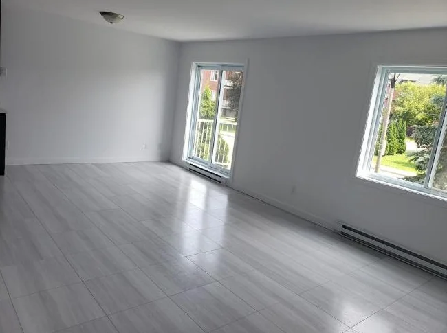 4 1/2 condo style thumbnail 5