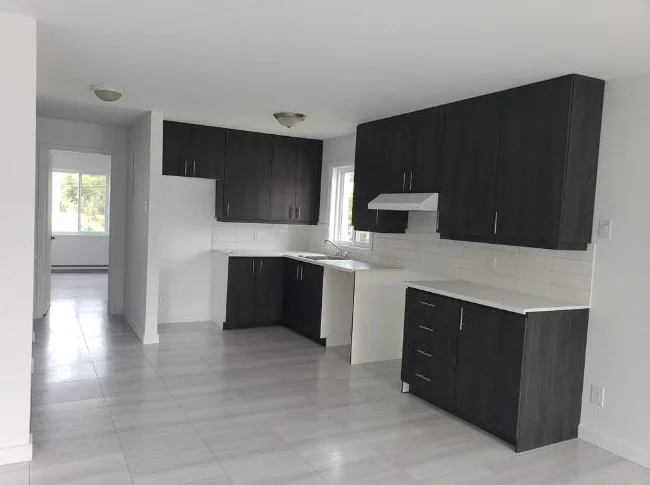 4 1/2 condo style