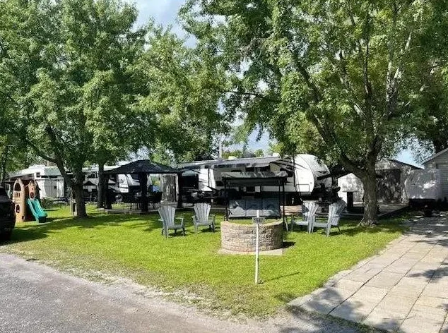 Roulotte Keystone 2018 32' thumbnail 2