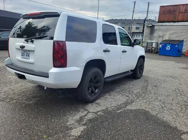 CHEVROLET TAHOE 2011 thumbnail 3