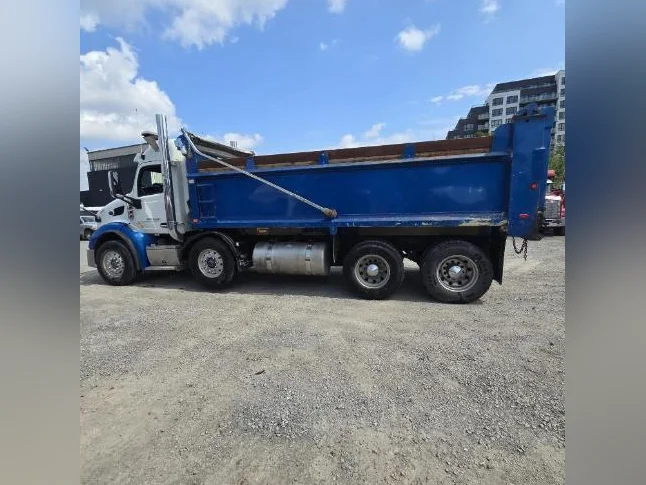Peterbilt 579 2015 à vendre thumbnail 8