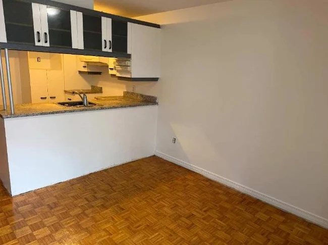 Beau 4 1/2 à louer - To rent, Ahuntsic-Cartierville. Occupation immédiate. Nouveau Prix.