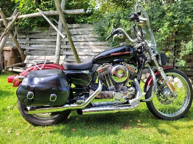 moto harley davidson sporters seventy-two