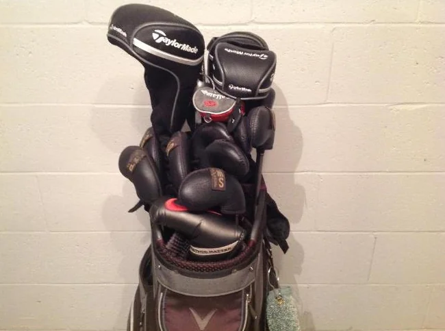 SAC DE GOLF DE 15 BÂTONS DE MARQUE TAYLORMADE thumbnail 2