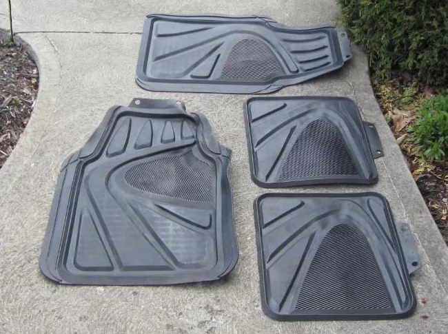 4 ROUES D ACIER HONDA ET DES TAPIS thumbnail 3