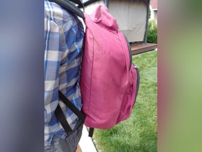 Pratique et confortable sac à dos KANUK thumbnail 2