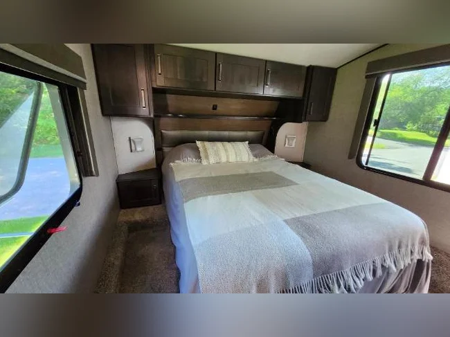 Fifth Wheel 2022 Grand Design, Reflection Serie 150 SE, Modèle 226RK thumbnail 7