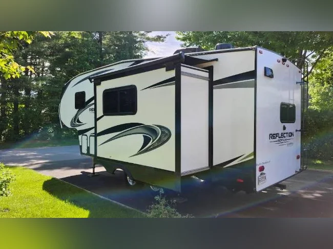 Fifth Wheel 2022 Grand Design, Reflection Serie 150 SE, Modèle 226RK thumbnail 3