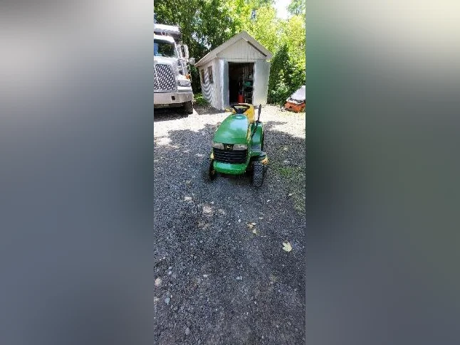 tracteur à gazon john deere thumbnail 2