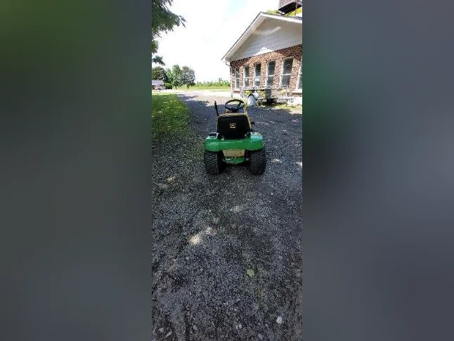 tracteur à gazon john deere thumbnail 3