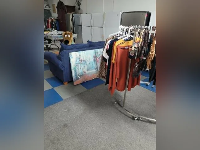 INVENTAIRES D,UNE BROCANTE thumbnail 10