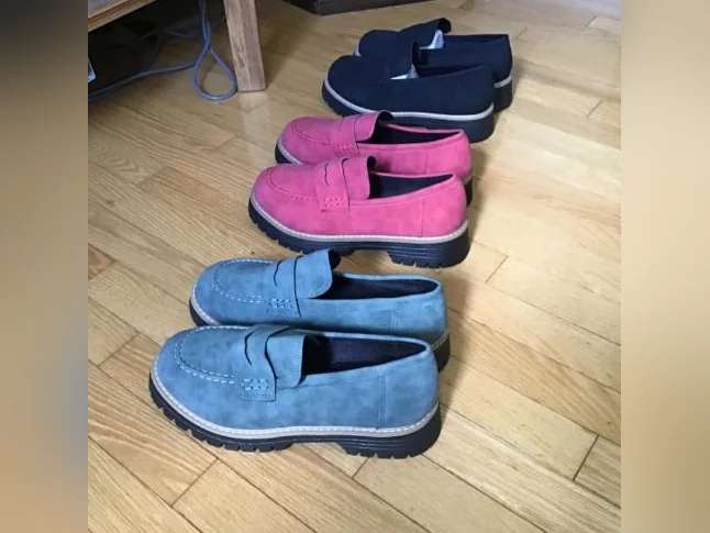3 paires de chaussures orthopédiques