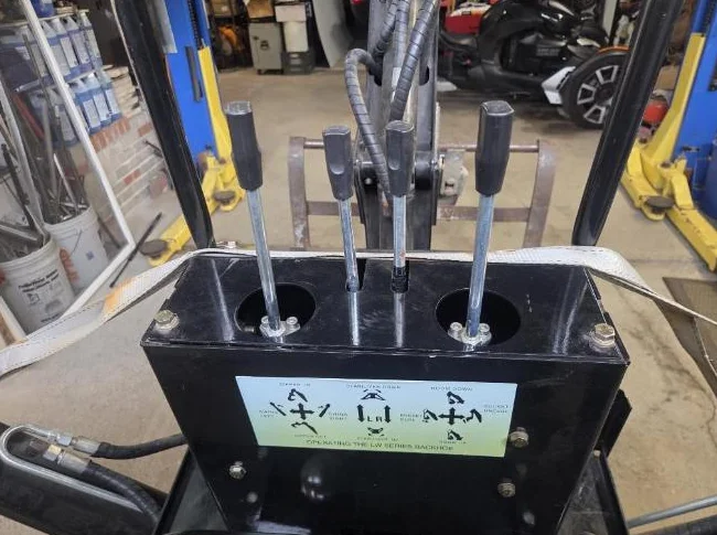 Backhoe LW-5. 3 points thumbnail 7