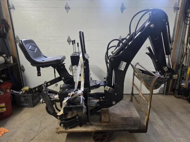 Backhoe LW-5. 3 points