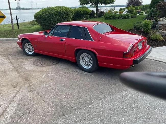 Auto de collection Jaguar XJS 1990 comme neuf 2 propriétaires jamais accidenté