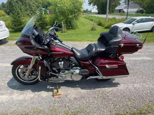 Harley - Davidson Road Glide Ultra 2017 ( 1 taxe) thumbnail 5