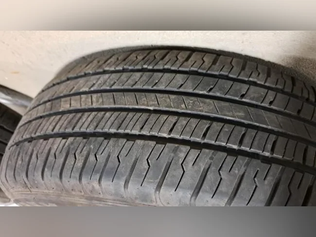 Set of 4 Used Dunlop Grandtrek PT20 Tires - 225/65R17* thumbnail 2