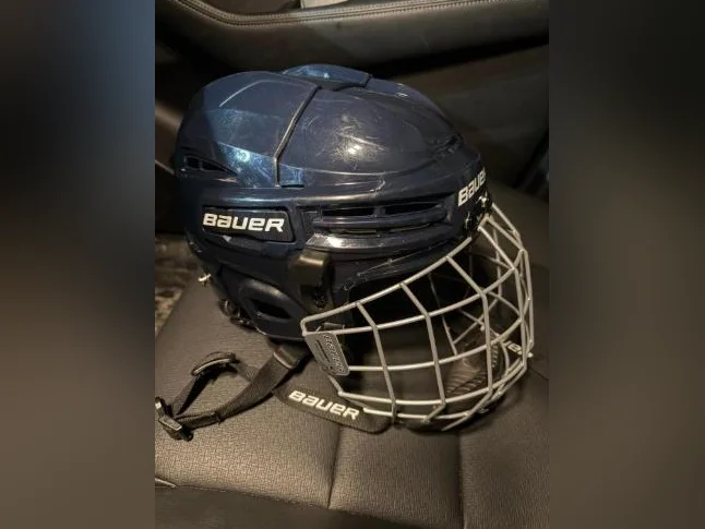 Casque de hockey Jr/Youth avec grille