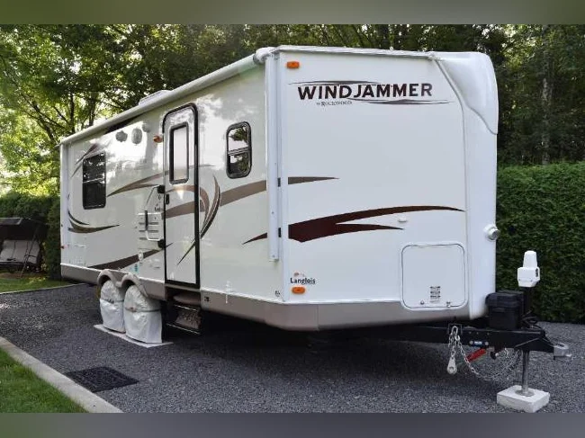 Roulotte Windjammer 2102W