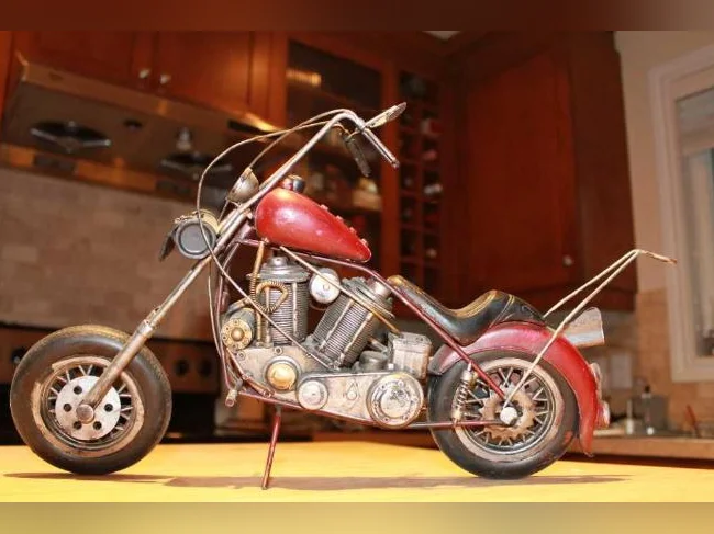 PRIX REVU À LA BAISSE: collection de mini-motos thumbnail 10