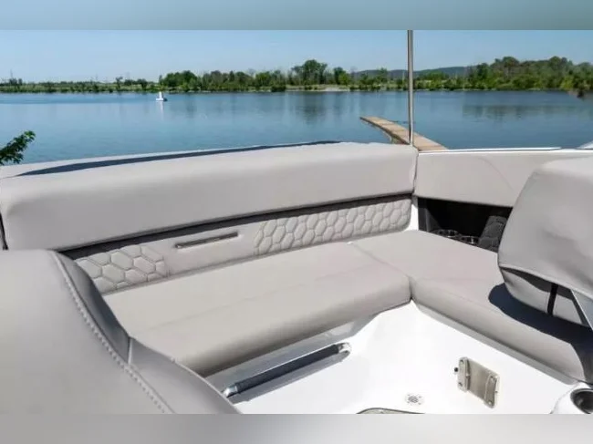 Four winns H1 2023 4.5l thumbnail 4