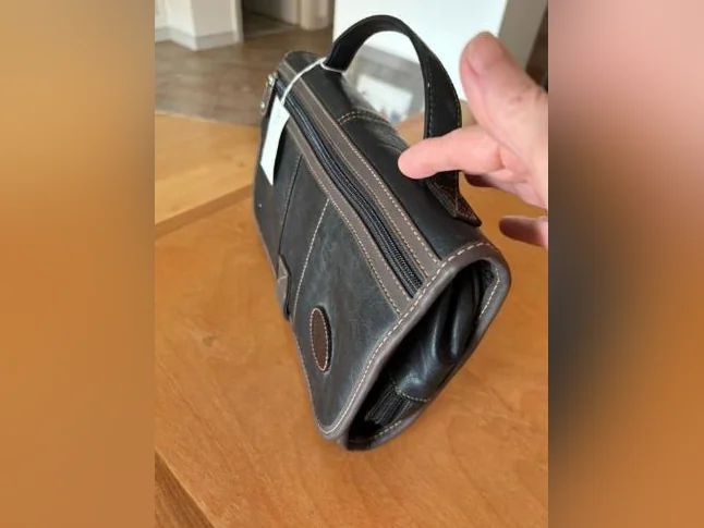 Sac accessoires de voyage thumbnail 2