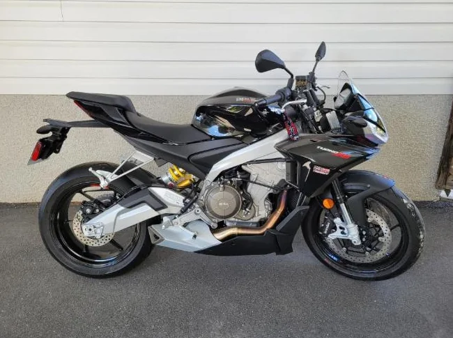 Aprilia Tuono Factory 660 2022 avec 3 kilomètres