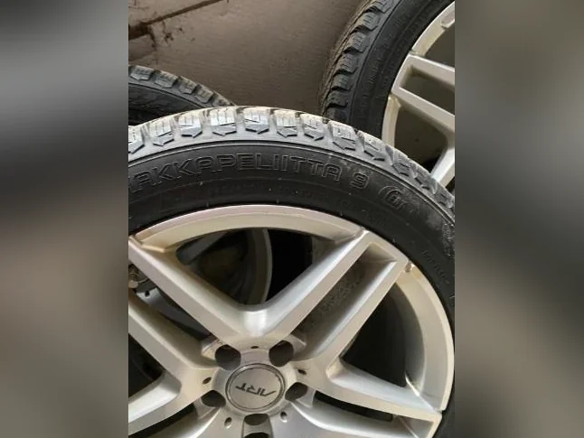 BMW roues et pneus 18 pouces thumbnail 6