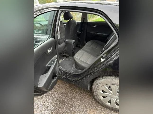Kia Rio LX+ 2020 Hatchback – Seulement 41 000 km – Manuelle Excellente occasion à ne pas manquer ! thumbnail 7