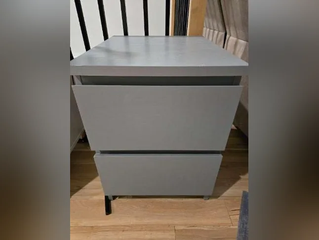 Table de chevet IKEA