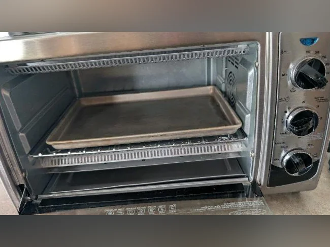 Four grille pain à convection thumbnail 3