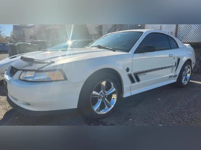 Ford Mustang 1999 3.8lL 6 cilyndres  150000km thumbnail 5