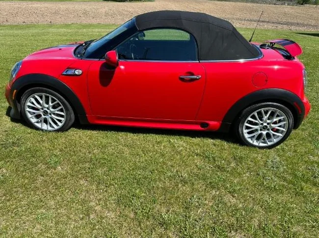 2013 MINI Cooper S Roadster R59 thumbnail 5