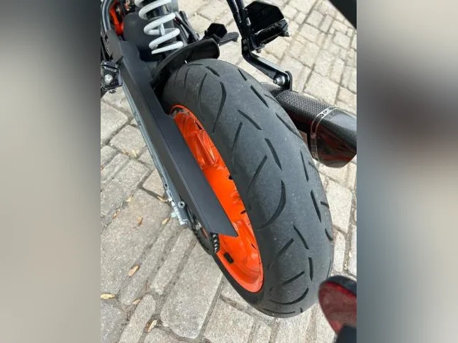 KTM DUKE 390 - 2019 thumbnail 4