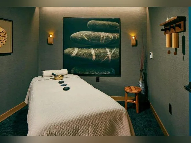 EXCELLENTS MASSAGES BIEN-ÊTRE**LUNDI AU JEUDI *TEXTE 450-400-3598 thumbnail 2