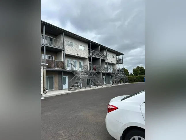 Logement 3½ à Sainte-Marie thumbnail 2