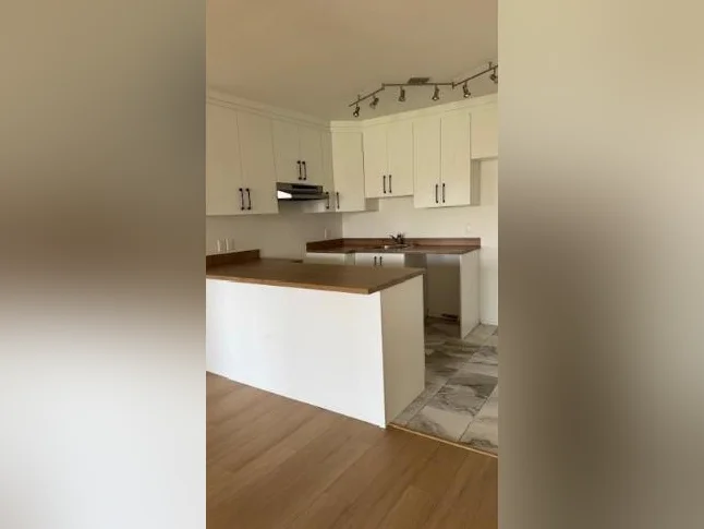 4 1/2, Saint-Jérôme (secteur Lafontaine), secteur très tranquille, (personnes agées), 100% RÉNOVÉ