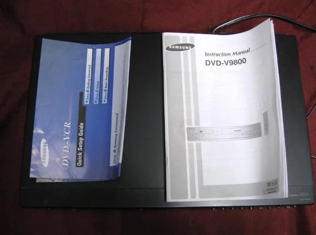 Lecteur combiné DVD/VHS Samsung DVD-V9800 (HDMI, VHS) thumbnail 4