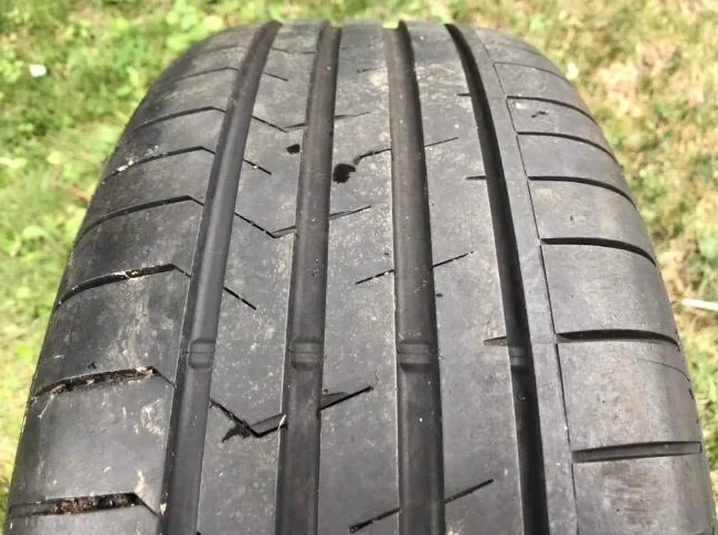 4x Mazda 17” mag 5x114.3 + 205/50R17 All season performance tire thumbnail 6