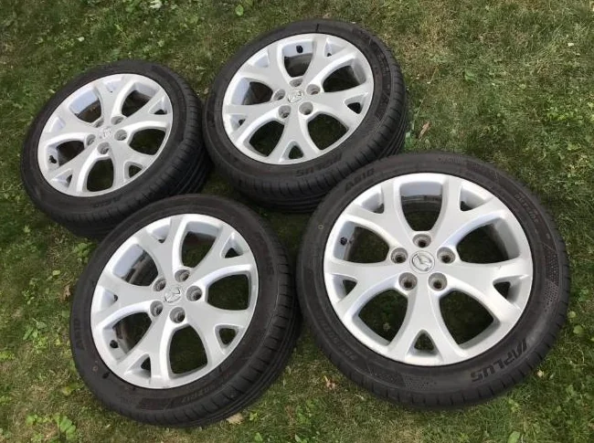 4x Mazda 17” mag 5x114.3 + 205/50R17 All season performance tire thumbnail 9