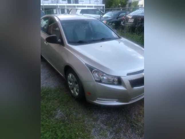 Chevrolet Cruze 2014 thumbnail 2