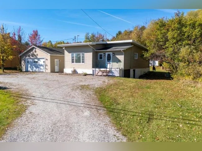 Maison 4 ½ à Louer - à proximité du Lac Magog thumbnail 10