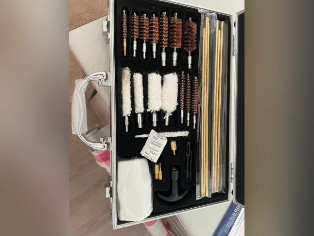 Kit pour nettoyer canon et vernis