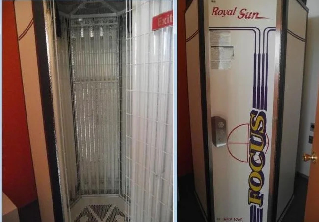 Deux appareils de bronzage professionnel que nous avions retirés suivant la fermeture et vente d'immeuble, 999 chacune thumbnail 3